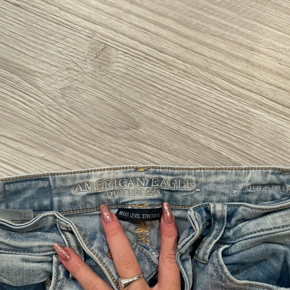 Distressed High waisted skinny jeans - Picture 2 of 4